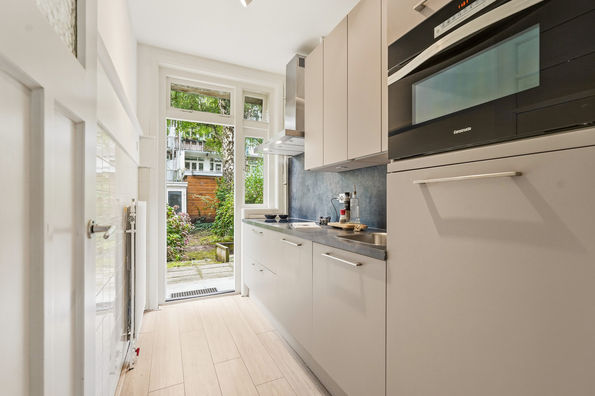 Appartement te koop: Postjeskade 177H, Amsterdam