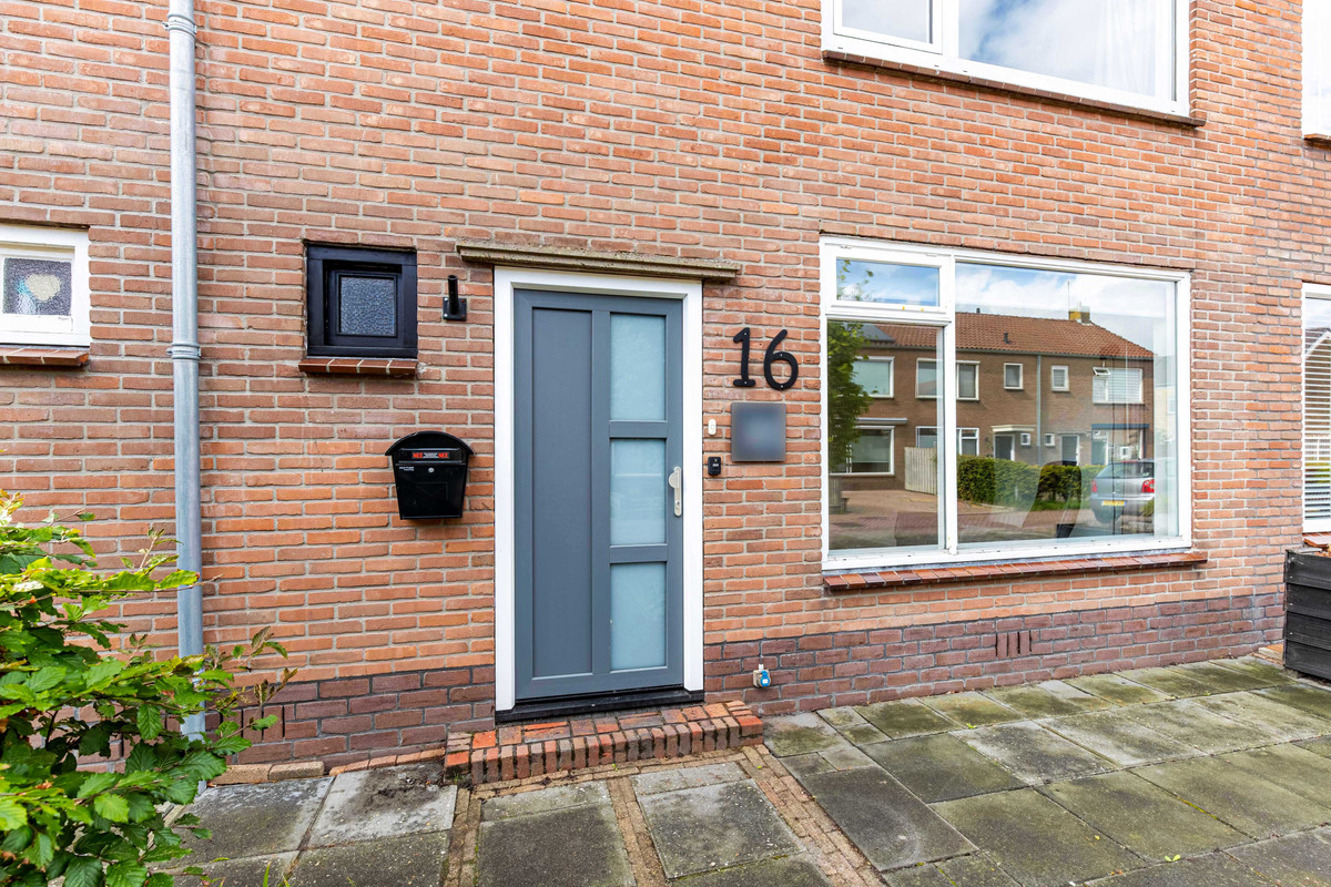 Tussenwoning te koop: Wim Reinderslaan 16, Lemmer