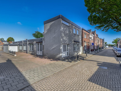 van Laerstraat 9