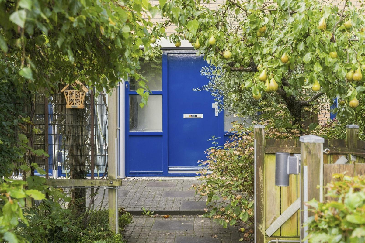 Tussenwoning te koop: Grace Kellystraat 13, Almere