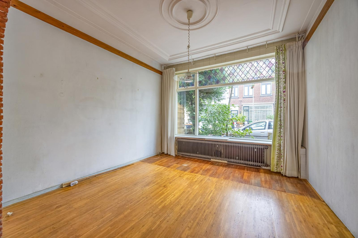 Tussenwoning te koop: Achtermeulenlaan 22, Bussum