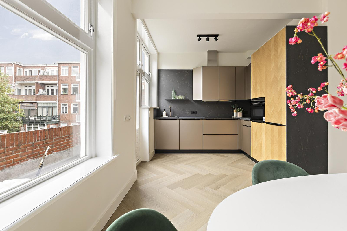 Appartement te koop: J.C. Kapteynlaan 7B, Groningen
