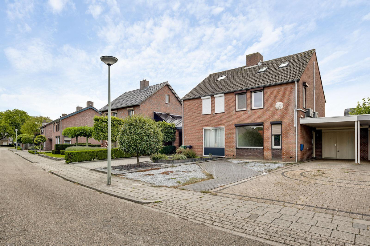 Tussenwoning te koop: Graafschap Hornestraat 7A, Kelpen-Oler