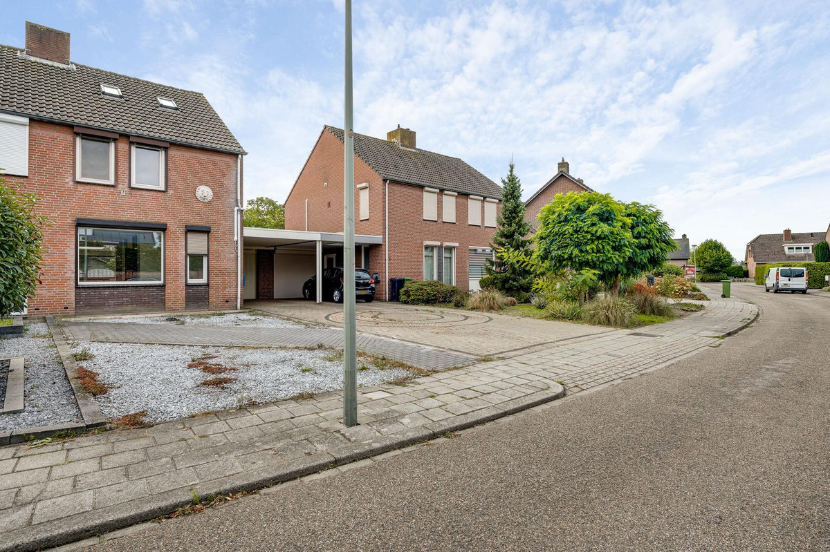 Tussenwoning te koop: Graafschap Hornestraat 7A, Kelpen-Oler