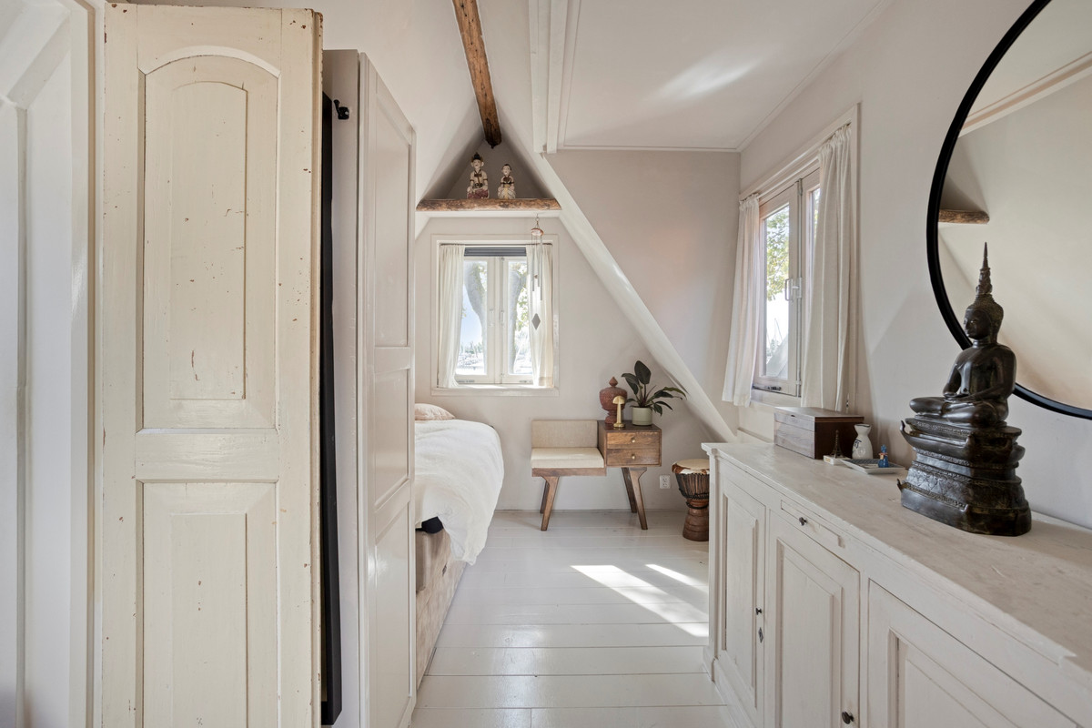 Tussenwoning te koop: Achter op 't Zand 24, Hoorn