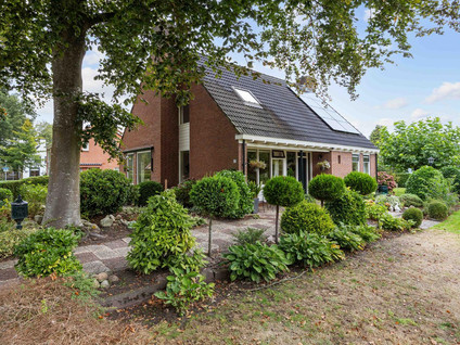 Veenlaan 1