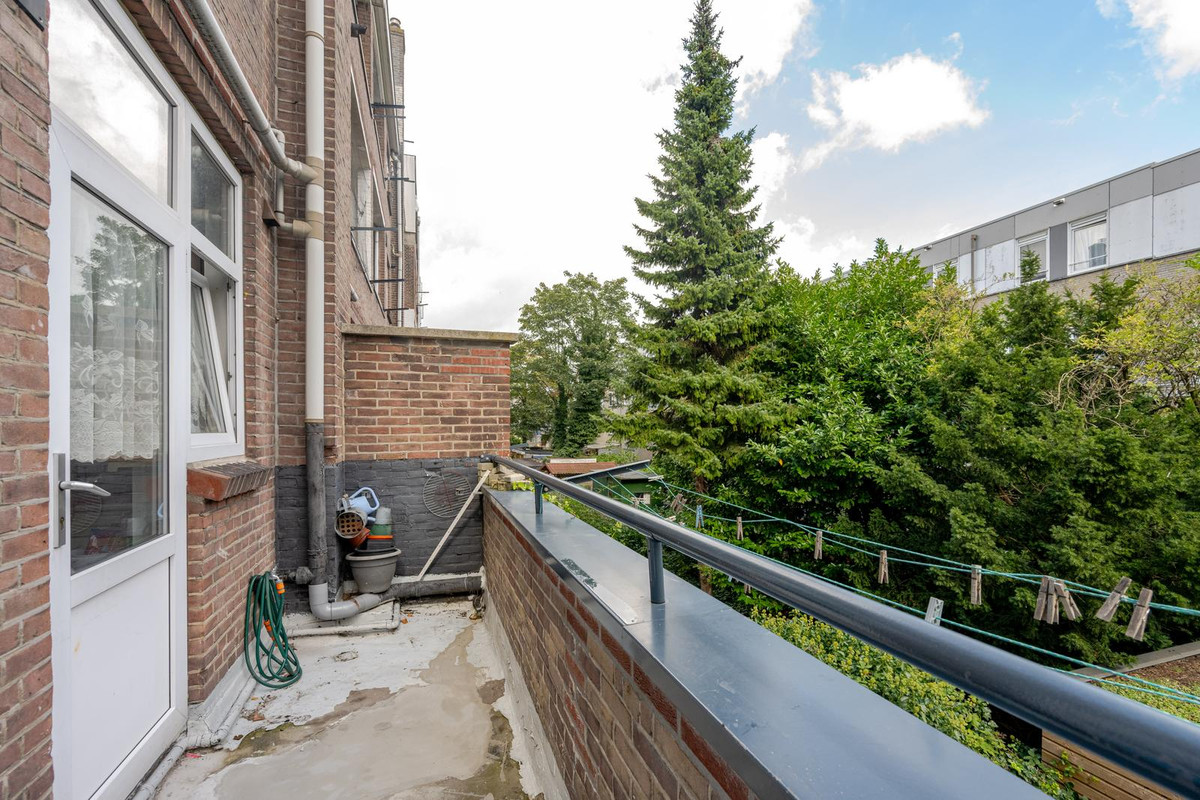 Appartement te koop: Dordtselaan 100B, Rotterdam