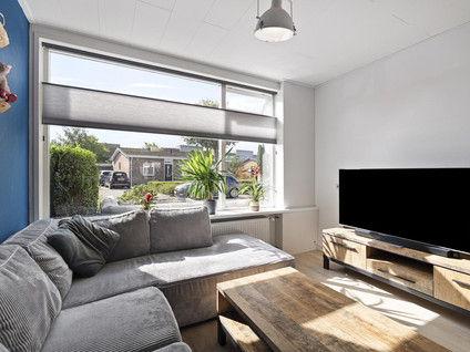 van Rennesstraat 8