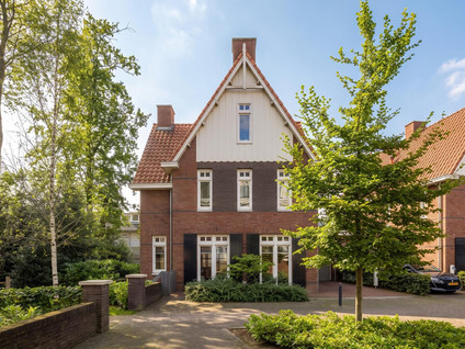 De Weefstoel 32