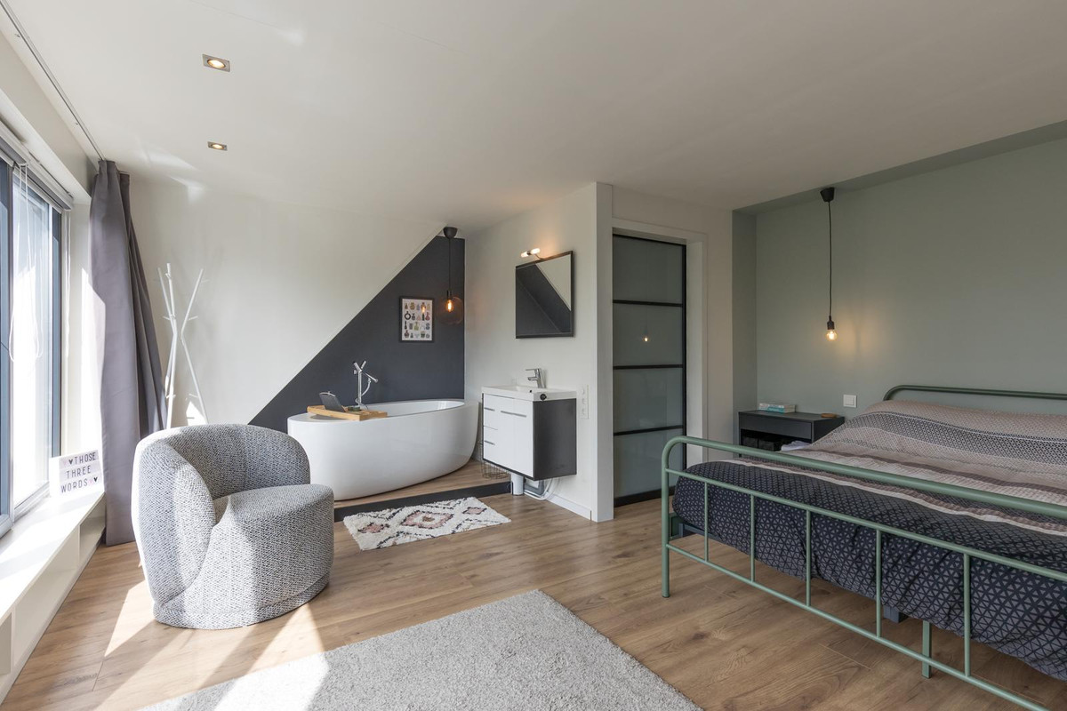 Twee-onder-één-kap te koop: Rooseveltstraat 73, Schimmert