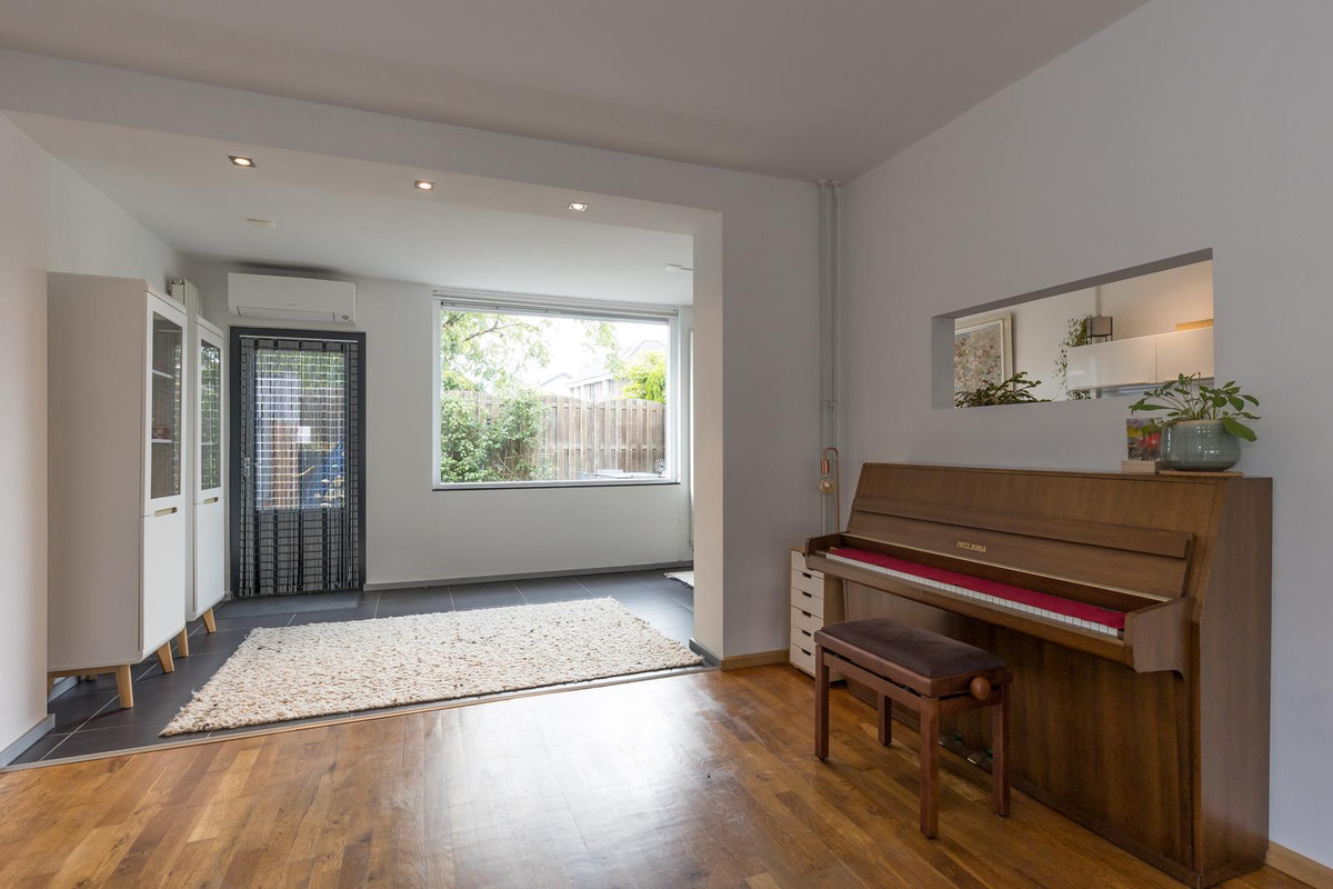 Twee-onder-één-kap te koop: Rooseveltstraat 73, Schimmert