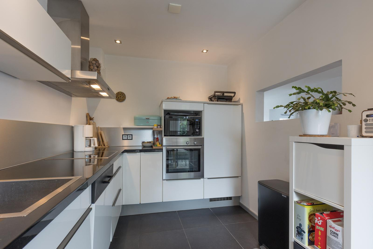 Twee-onder-één-kap te koop: Rooseveltstraat 73, Schimmert