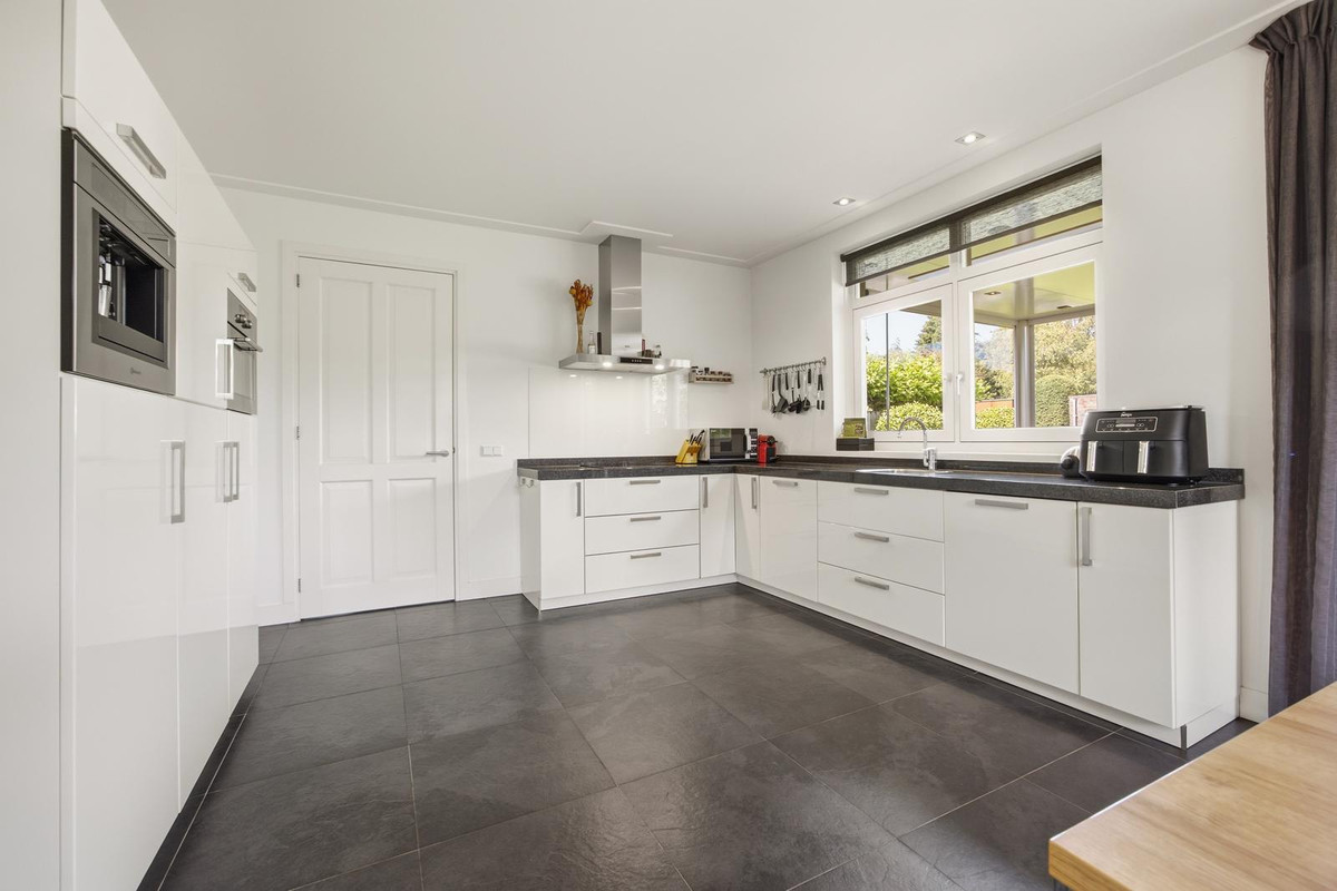 Vrijstaande woning te koop: Wielewaalstraat 16, Dongen