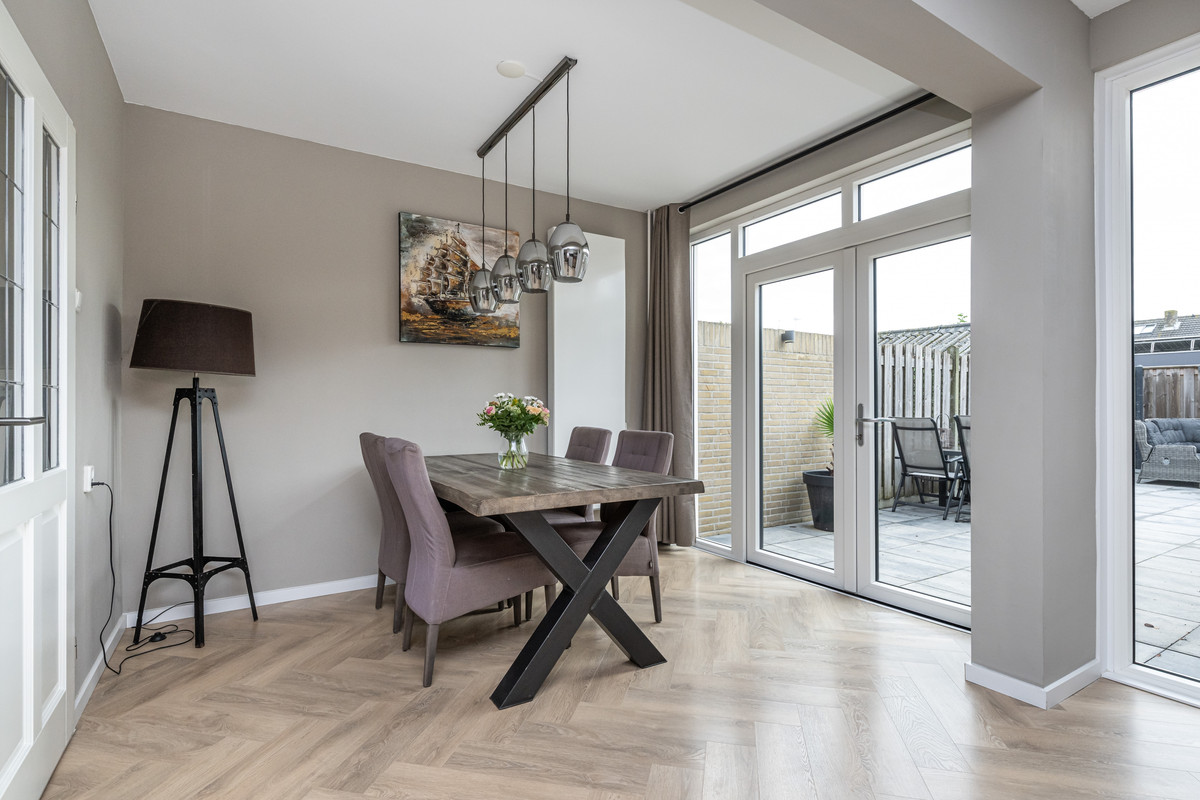 Tussenwoning te koop: Keijzerstraat 14, Stellendam
