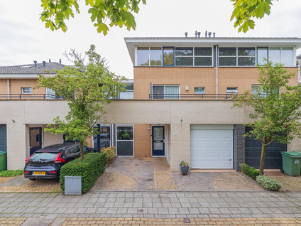 Irisstraat 25