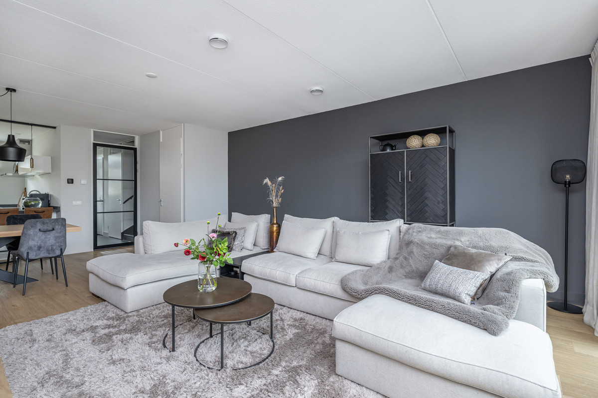 Tussenwoning te koop: Grondzeilerstraat 30, Oude-Tonge