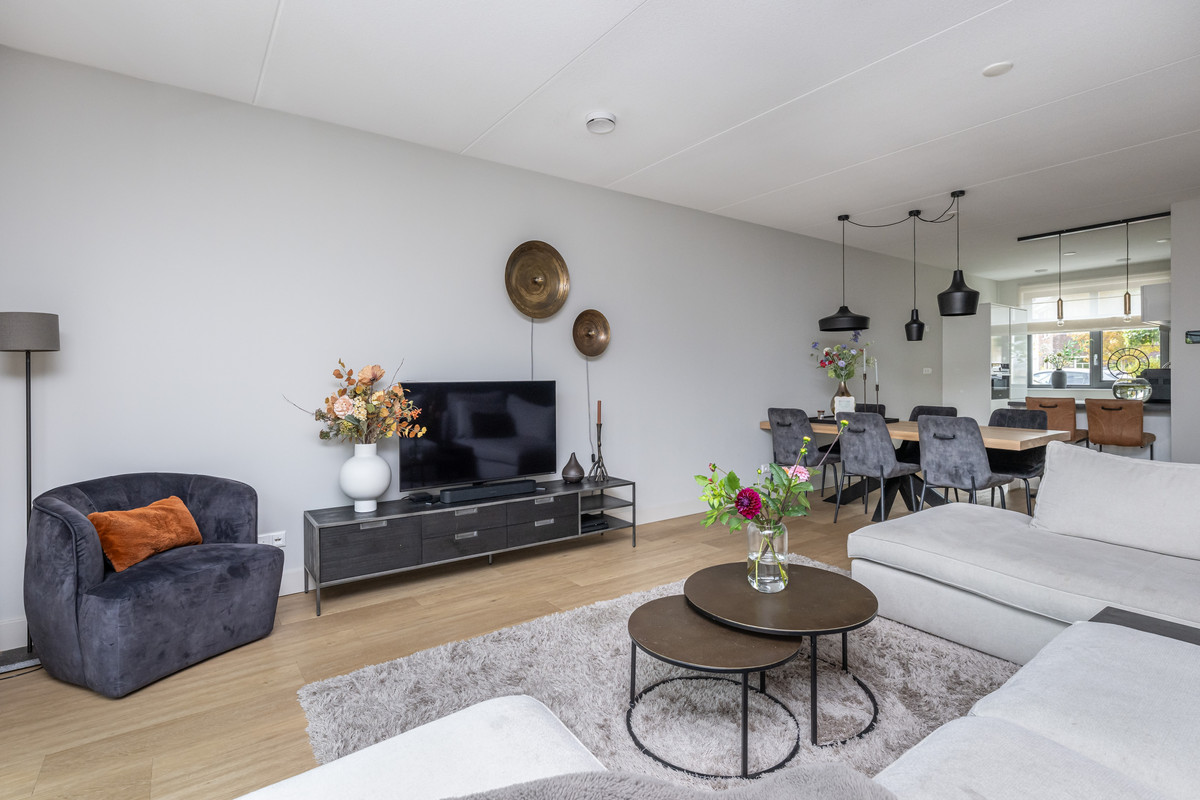 Tussenwoning te koop: Grondzeilerstraat 30, Oude-Tonge