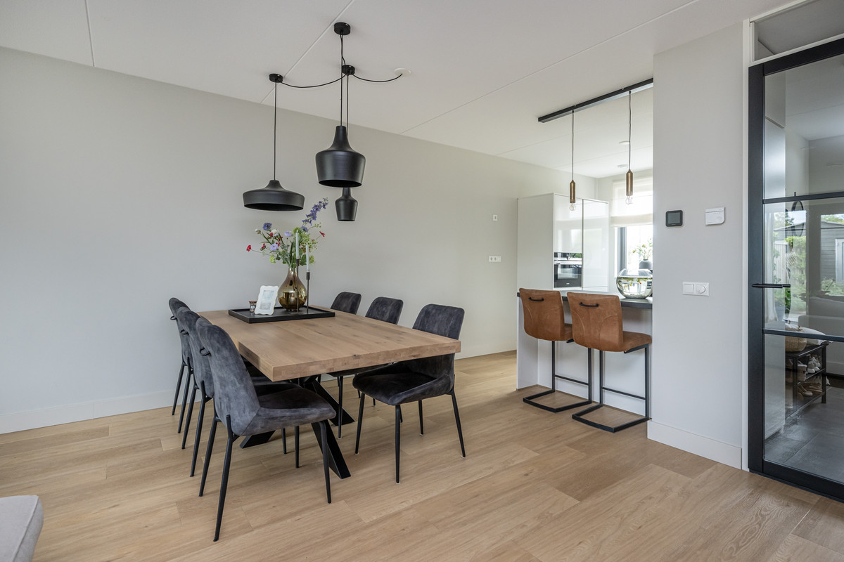 Tussenwoning te koop: Grondzeilerstraat 30, Oude-Tonge