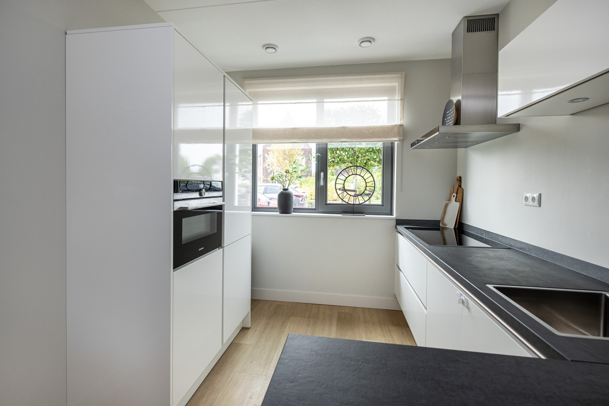 Tussenwoning te koop: Grondzeilerstraat 30, Oude-Tonge
