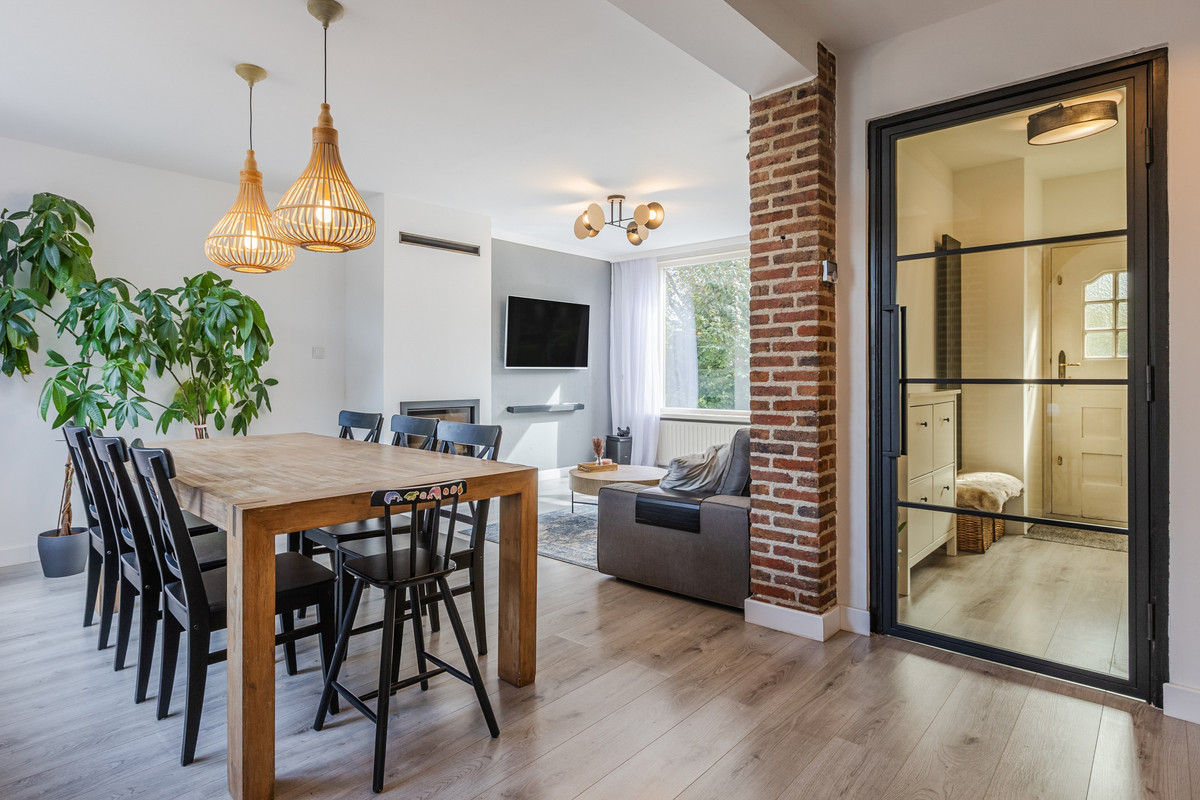 Hoekwoning te koop: Dorpsstraat 107, Meeuwen