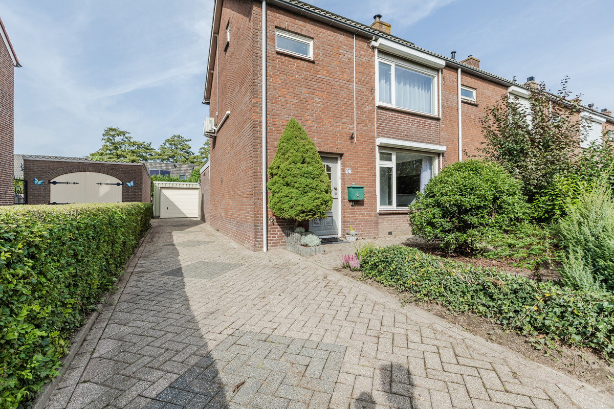 Hoekwoning te koop: Dorpsstraat 107, Meeuwen