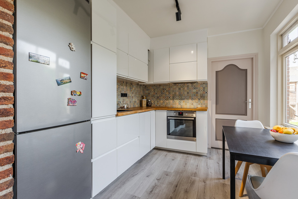 Hoekwoning te koop: Dorpsstraat 107, Meeuwen