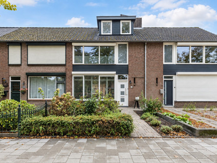Burgemeester Elkhuizenlaan 82