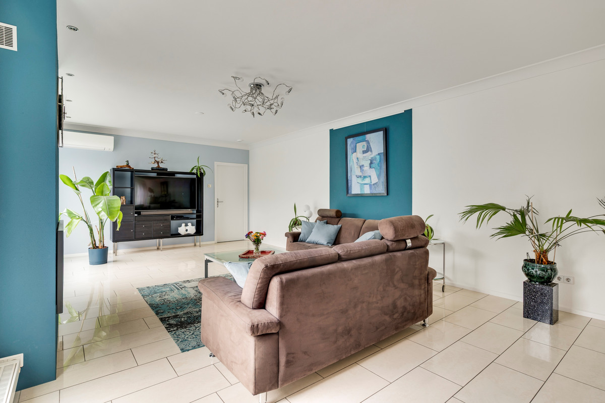 Tussenwoning te koop: Acaciastraat 58, Nederweert