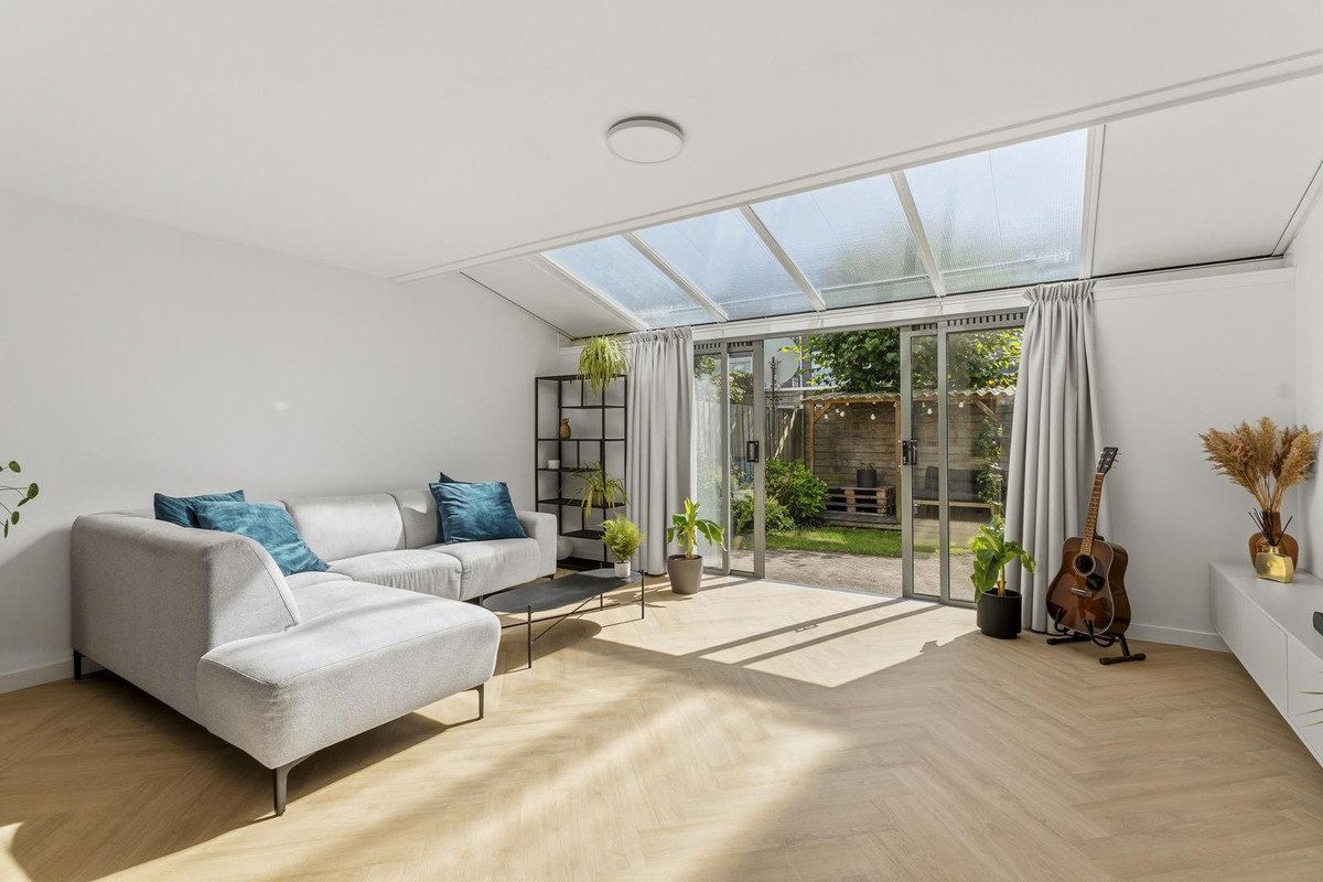 Hoekwoning te koop: Toccatastraat 35, Almere