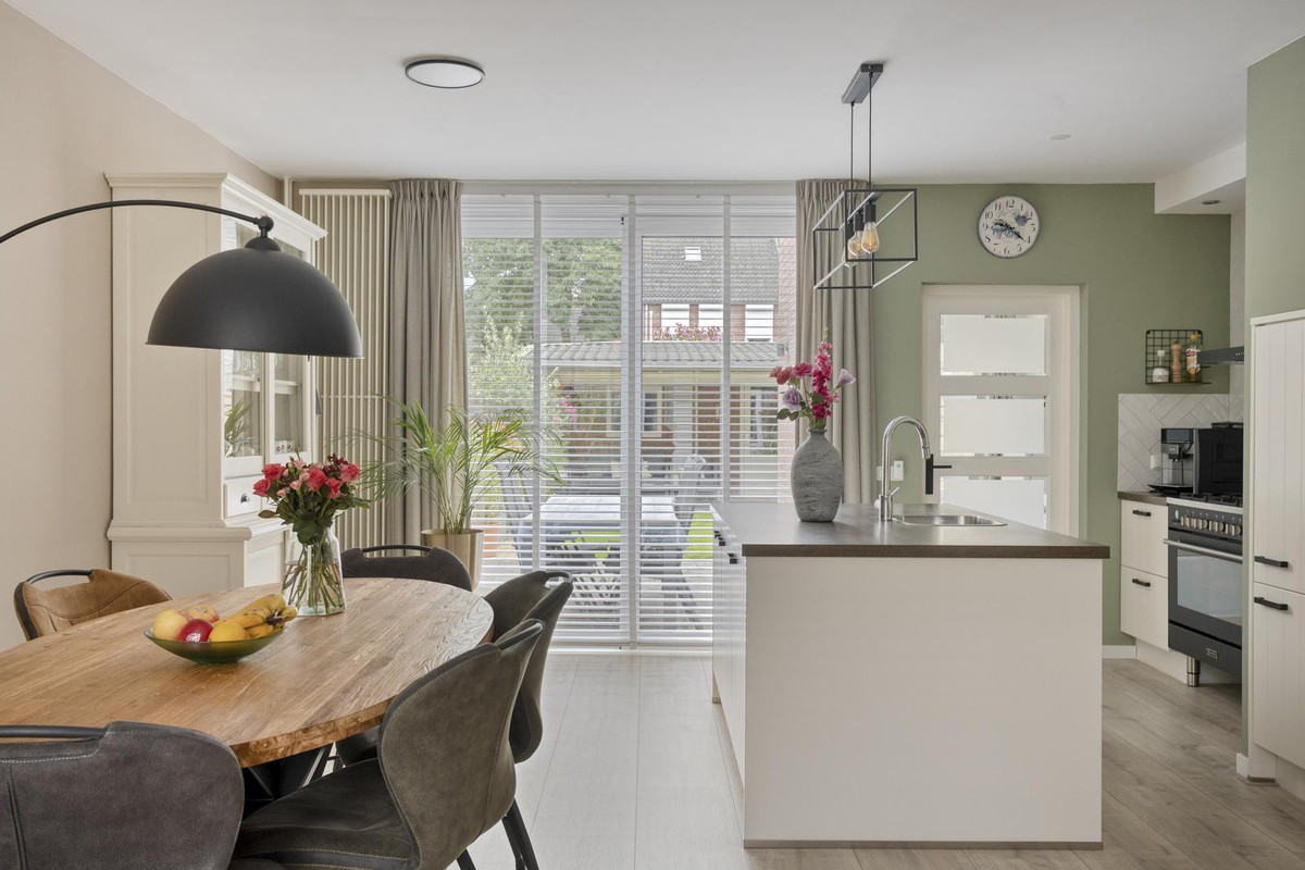 Hoekwoning te koop: Papaverweerd 7, Maastricht
