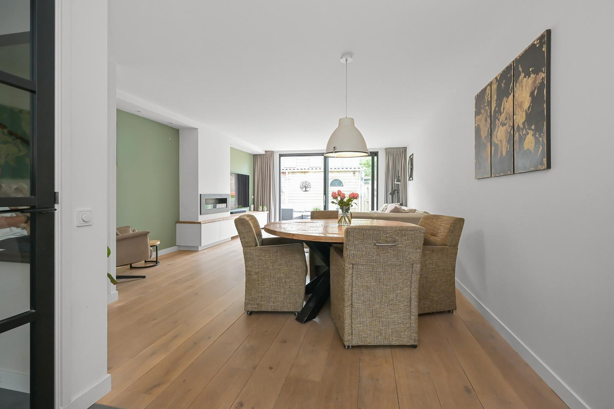 Tussenwoning te koop: Crullen Weer 17, Assendelft