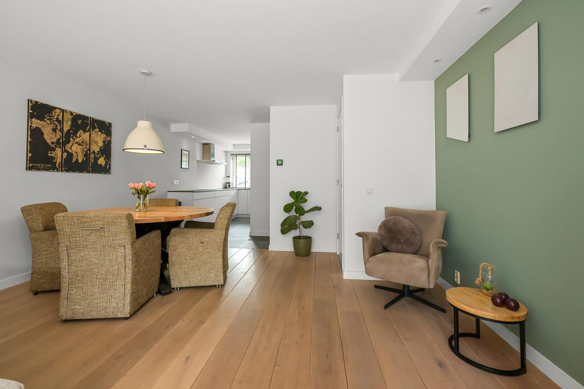 Tussenwoning te koop: Crullen Weer 17, Assendelft