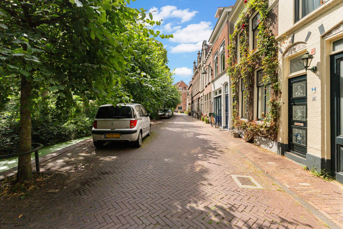 Tussenwoning te koop: Vijverstraat 10, Gouda