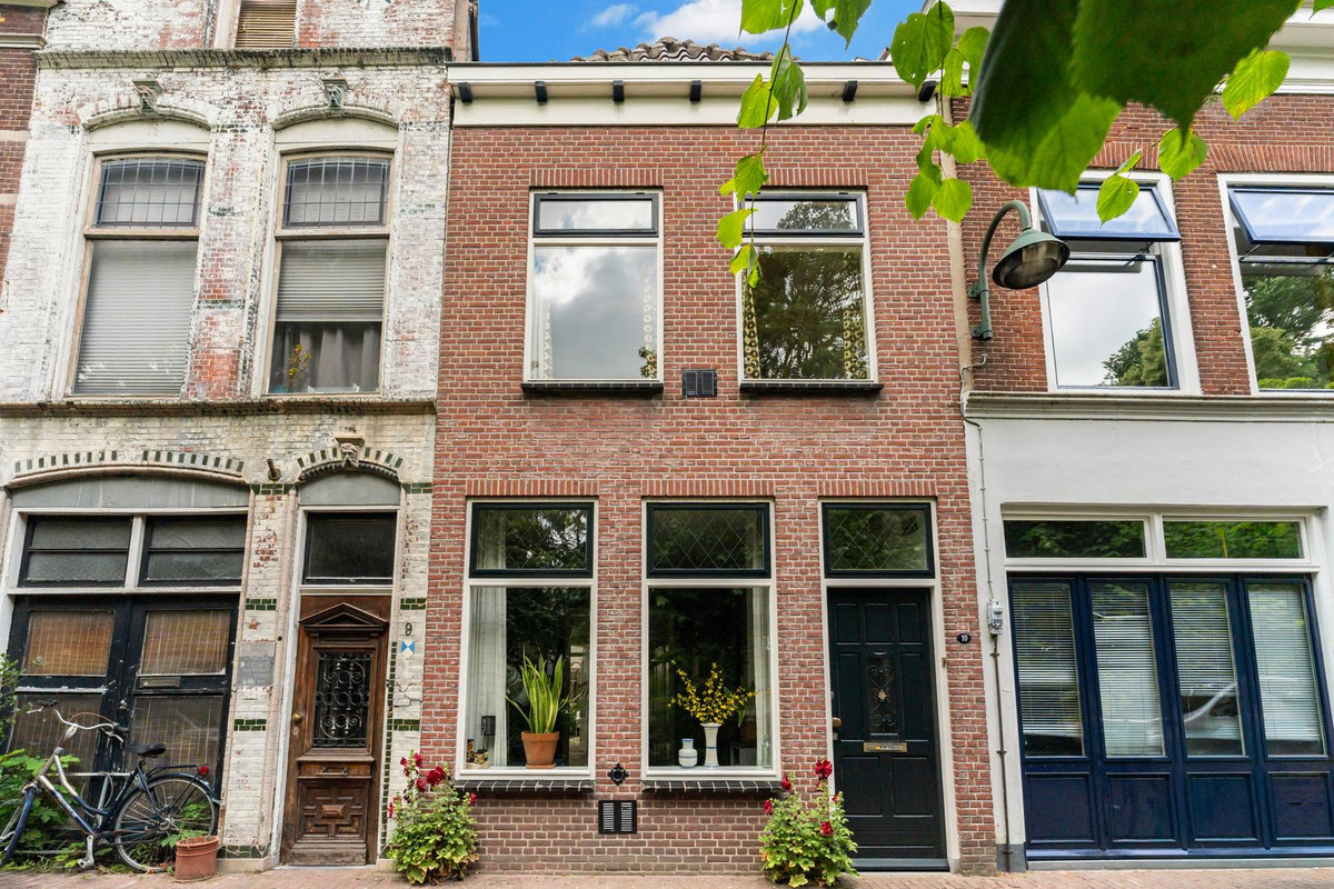 Tussenwoning te koop: Vijverstraat 10, Gouda