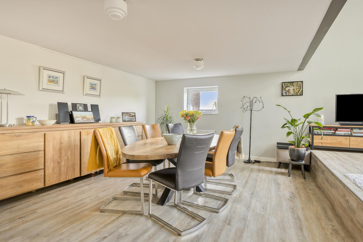 Appartement te koop: Reeweg Oost 123H, Dordrecht