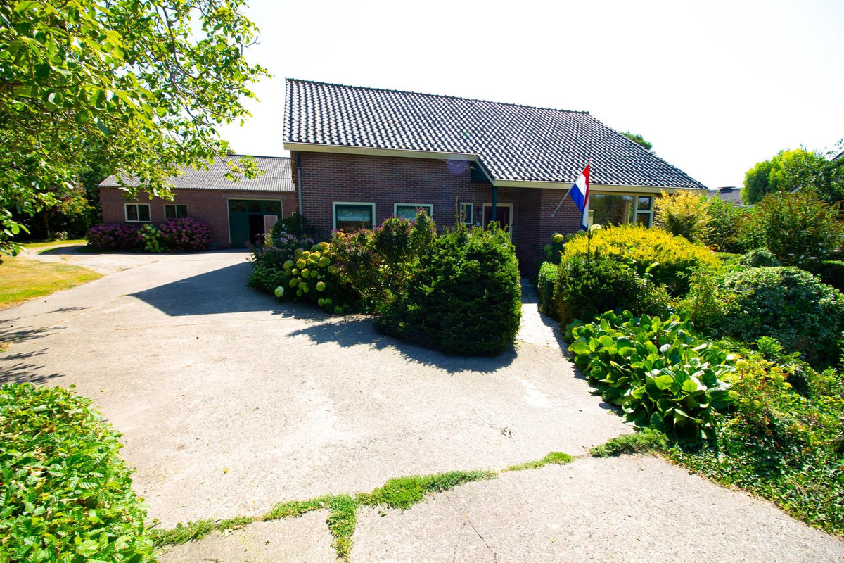 Vrijstaande woning te koop: Elbaweg 55, Hem