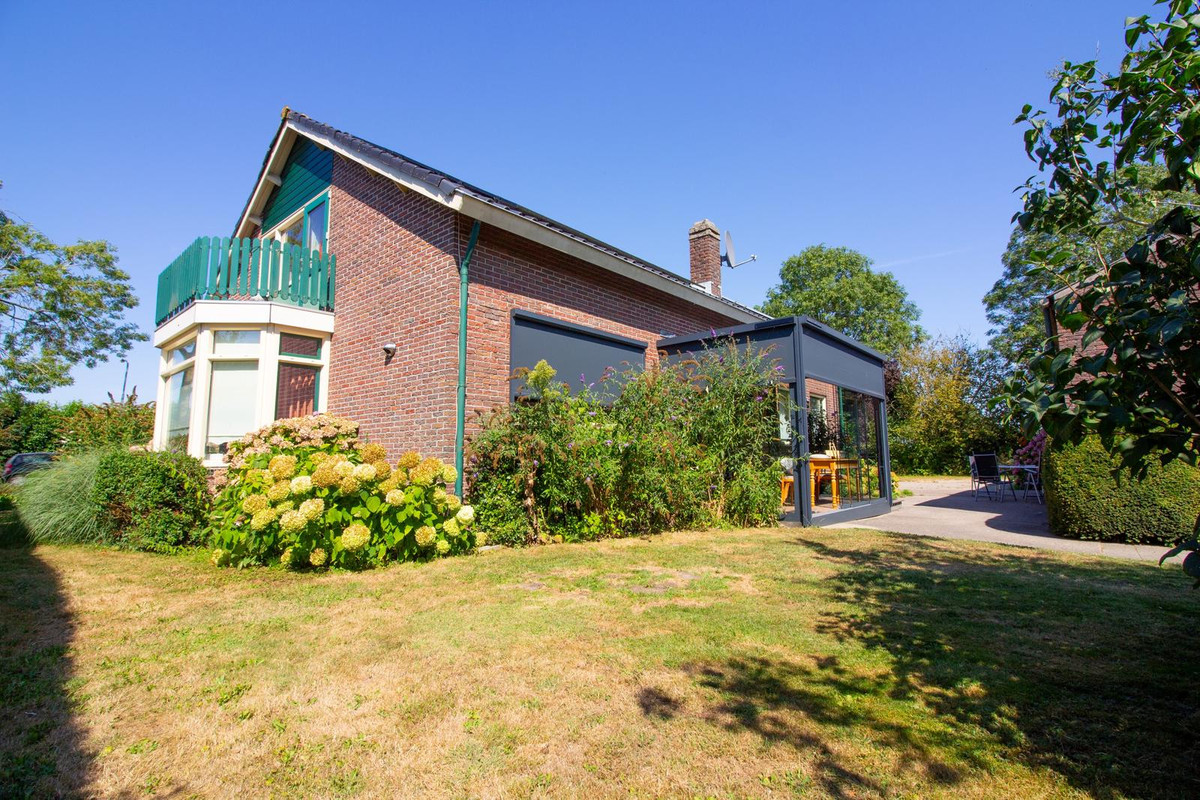 Vrijstaande woning te koop: Elbaweg 55, Hem