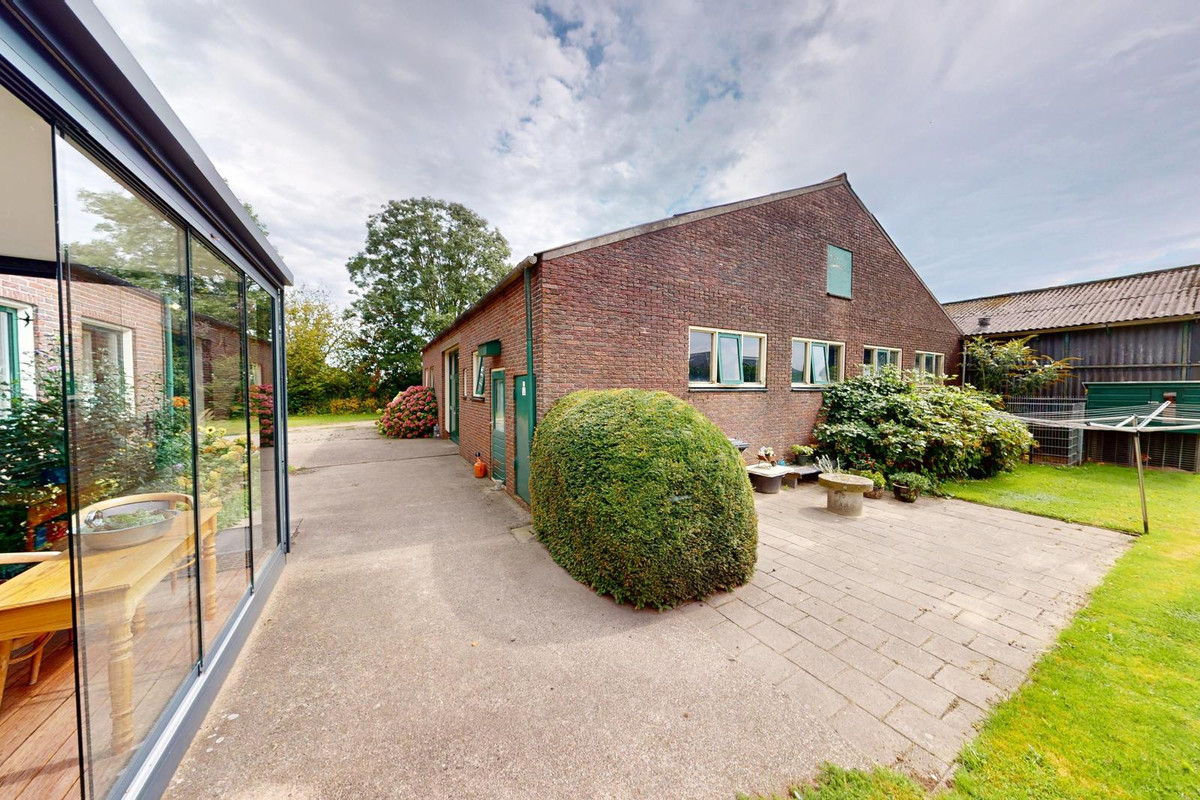 Vrijstaande woning te koop: Elbaweg 55, Hem
