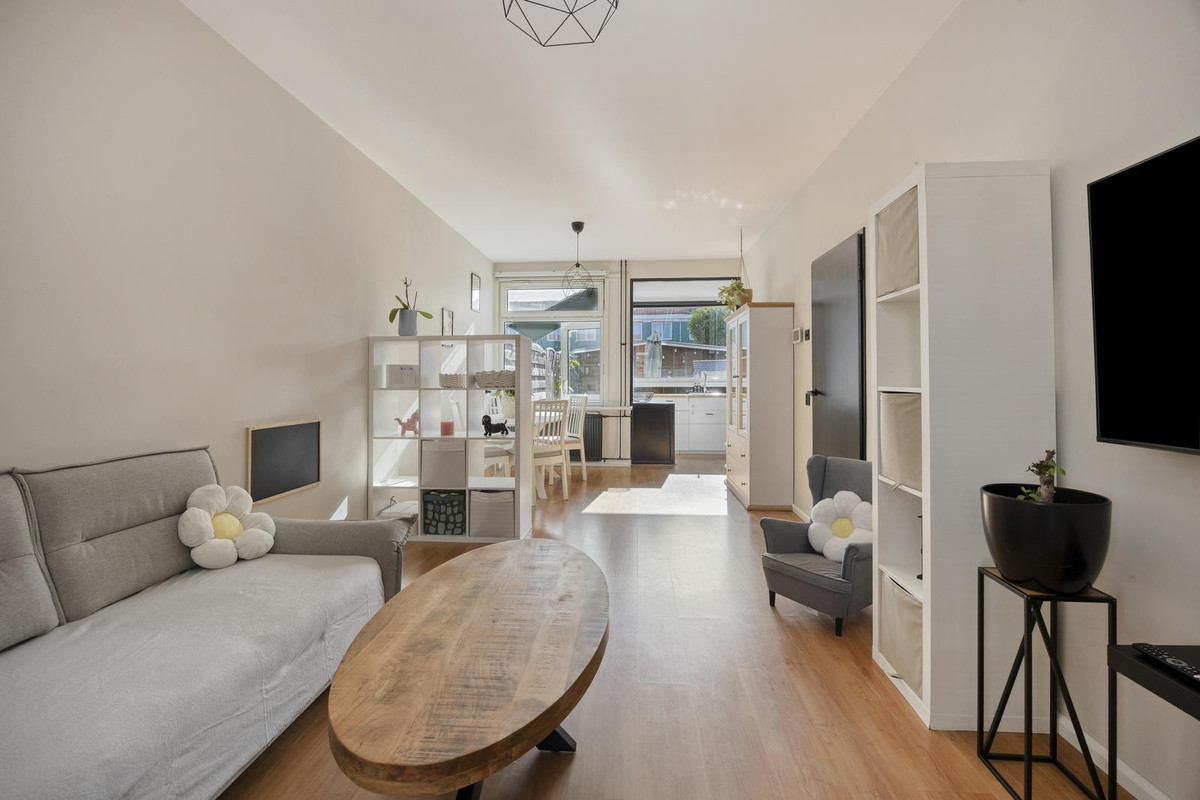 Tussenwoning te koop: Van Speijkstraat 51, Ijmuiden