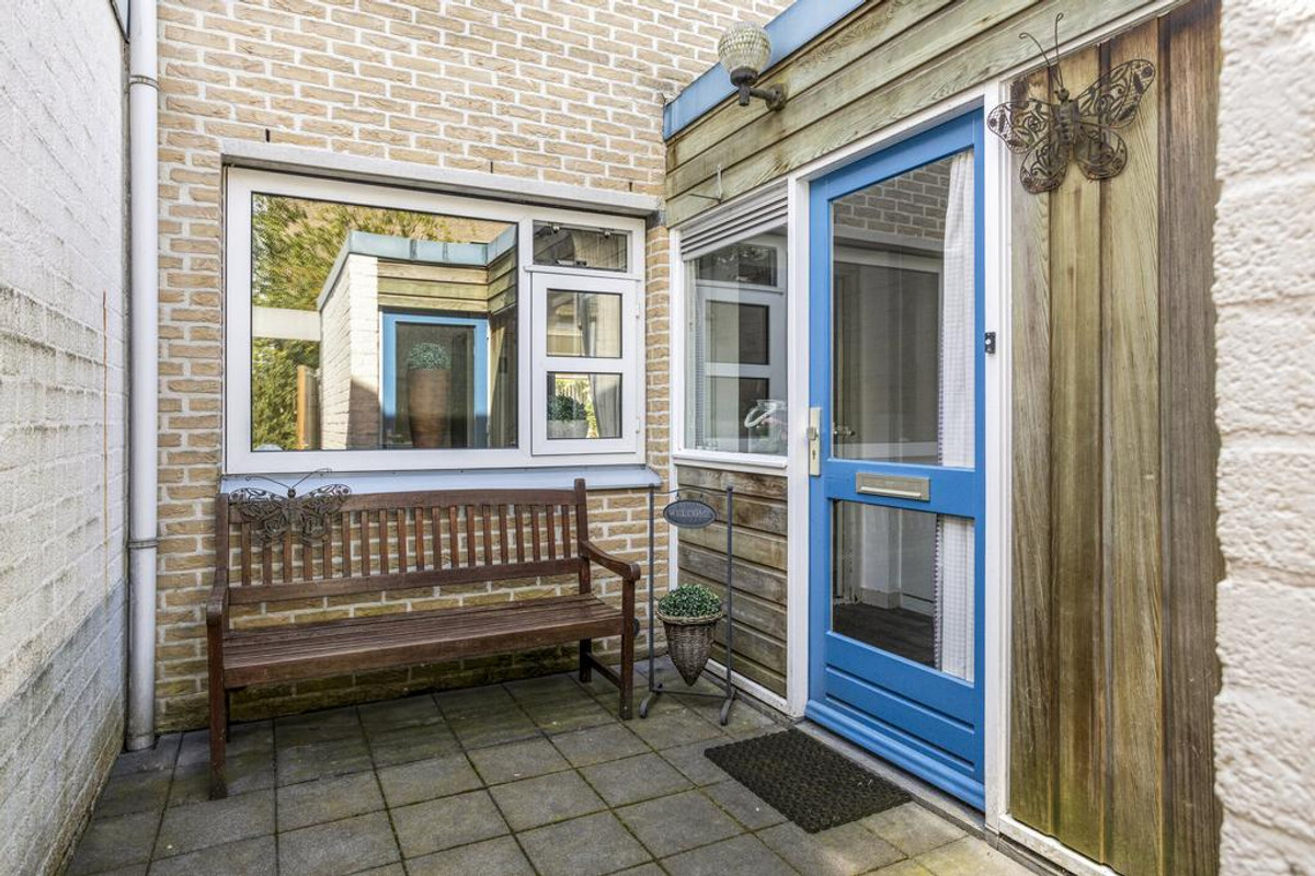 Tussenwoning te koop: Jasmijnlaan 119, Winterswijk