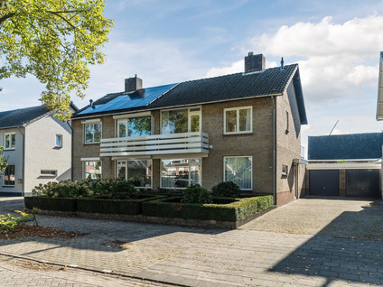 Achthoevenstraat 16