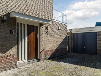 Achthoevenstraat 16