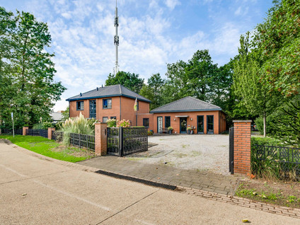 Amentstraat 11