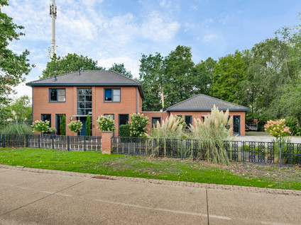 Amentstraat 11
