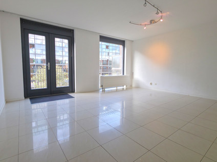 J.H. van den Broekstraat 23