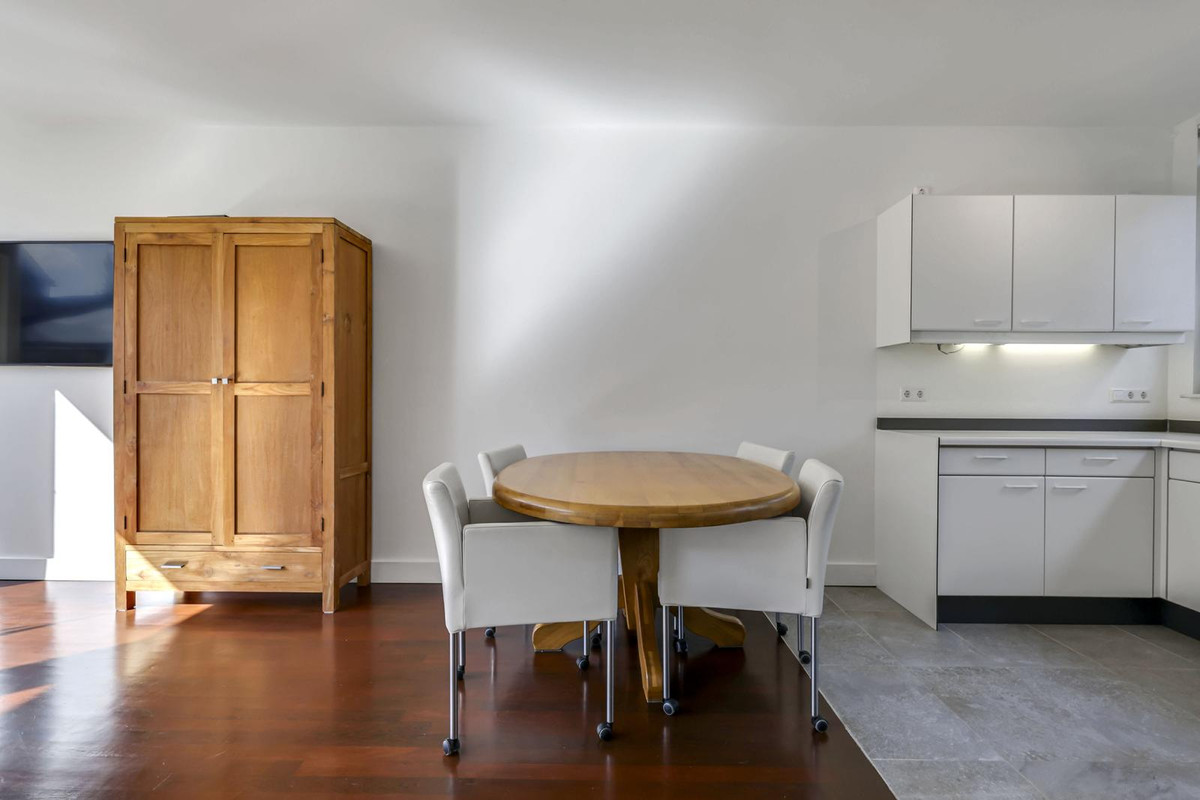 Tussenwoning te koop: Vriezekooppad 10, Arnhem