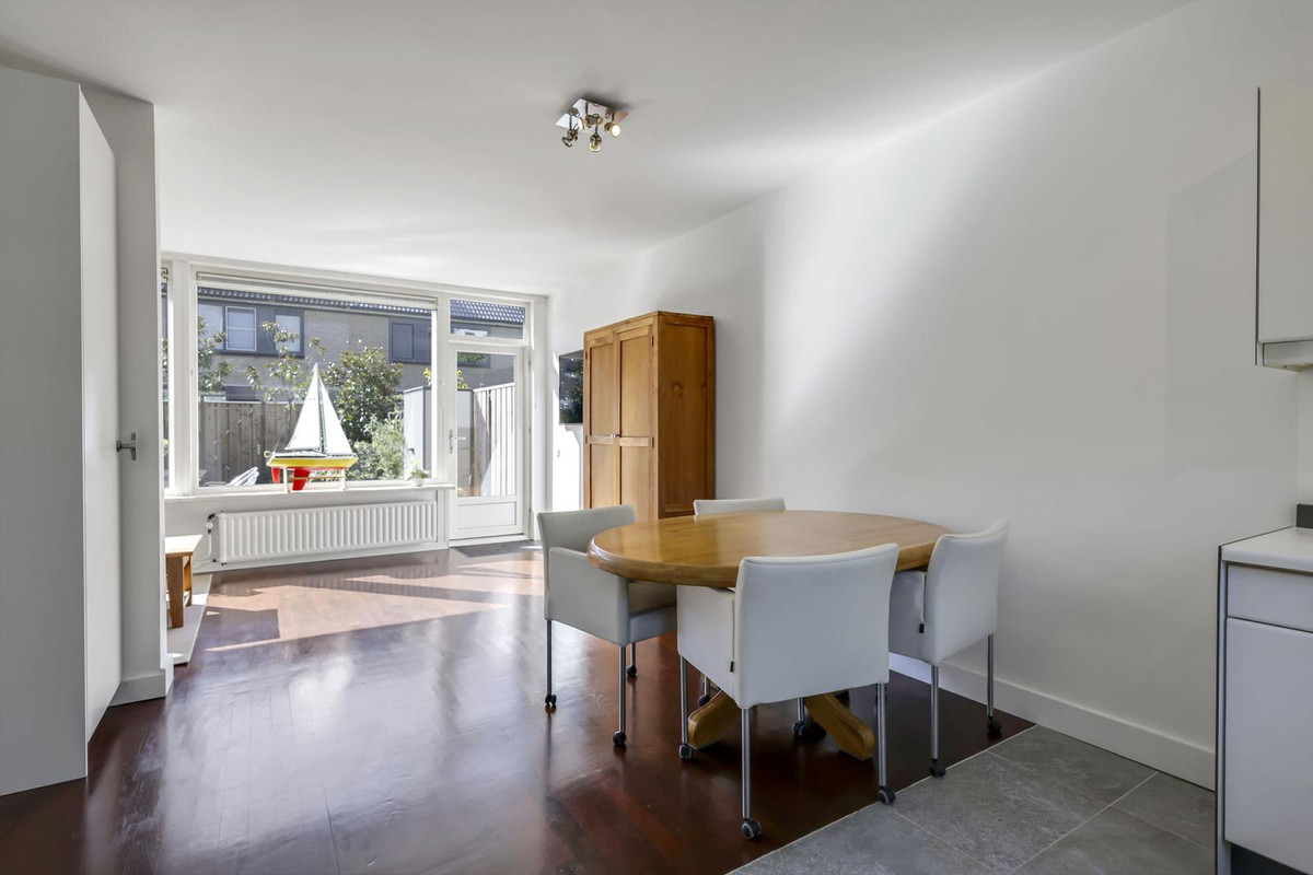 Tussenwoning te koop: Vriezekooppad 10, Arnhem