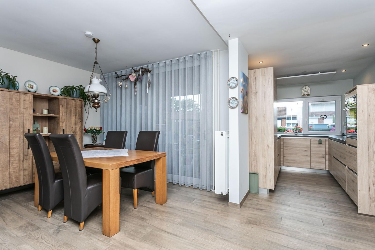Tussenwoning te koop: Koningstraat 9, Brunssum