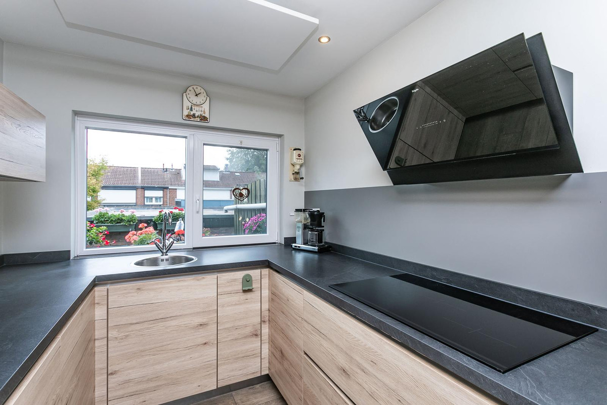 Tussenwoning te koop: Koningstraat 9, Brunssum