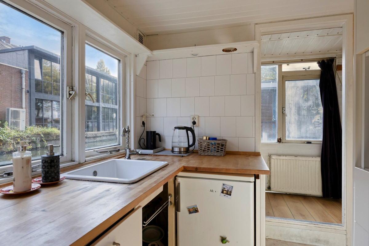 Studio te koop: Van Maanenkade 224, 'S-Gravenhage